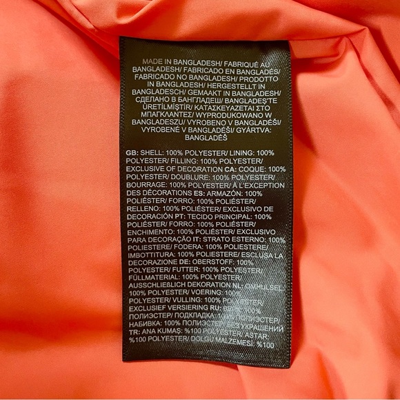 The North Face Women’s 2000 Printed Puffer Jacket - Picture 6 of 9